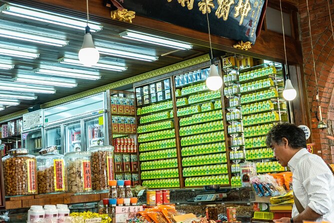 Taipei Street Food & Night Market Tour with a Local: Private & Custom - Yansan’s older market atmosphere