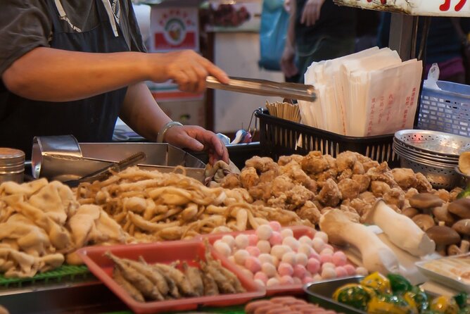 Taipei Street Food & Night Market Tour with a Local: Private & Custom - Pepper cakes, stinky tofu, and local favorites