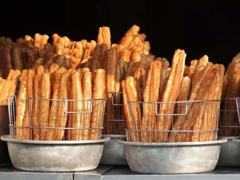 Taipei: Taiwan Traditional Breakfast & Market & Tea Tasting - Who will enjoy this most?