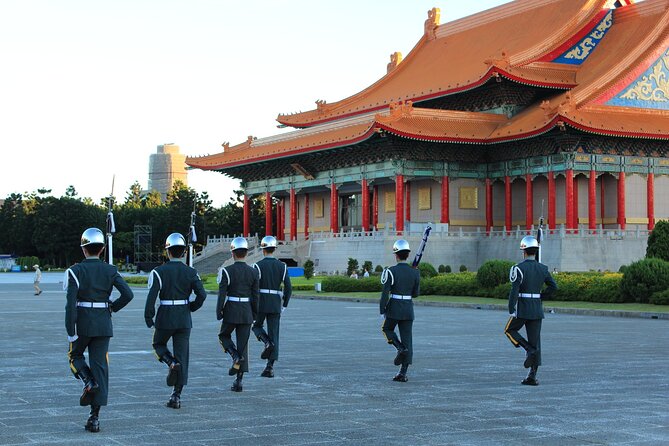 Taipei Taster: Layover Escapes in 4-Hour Private Tour - Turning an airport wait into a Taipei visit