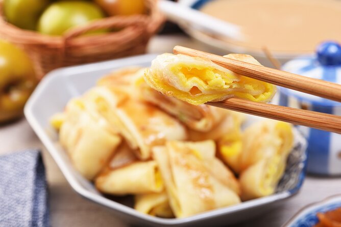 Taipei Timeout: Private 8-Hour Layover Adventures - Huaxi Street Night Market and meal planning
