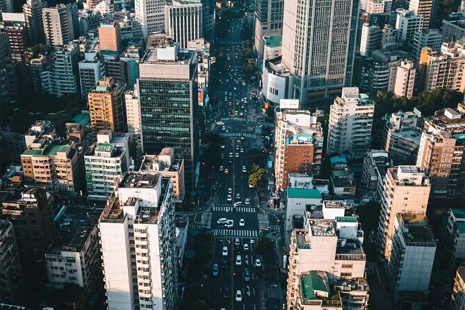 Taiwan Taoyuan airport(TPE) Private Transfer to/from Taipei City - A private start or finish in Taipei