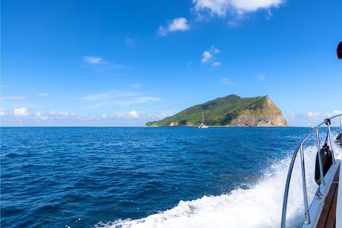 Taiwan TST : Private Tour Taipei, Yangmingshan, Beitou, Tamsui - Xiaoyoukeng reveals Yangmingshan’s volcanoes