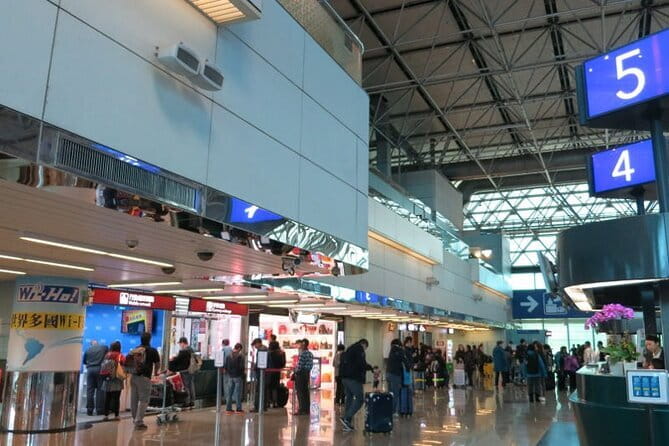 Taiwan TST : Taipei / Taoyuan Airport Pick-up or Drop-off - Choosing the right vehicle for your party