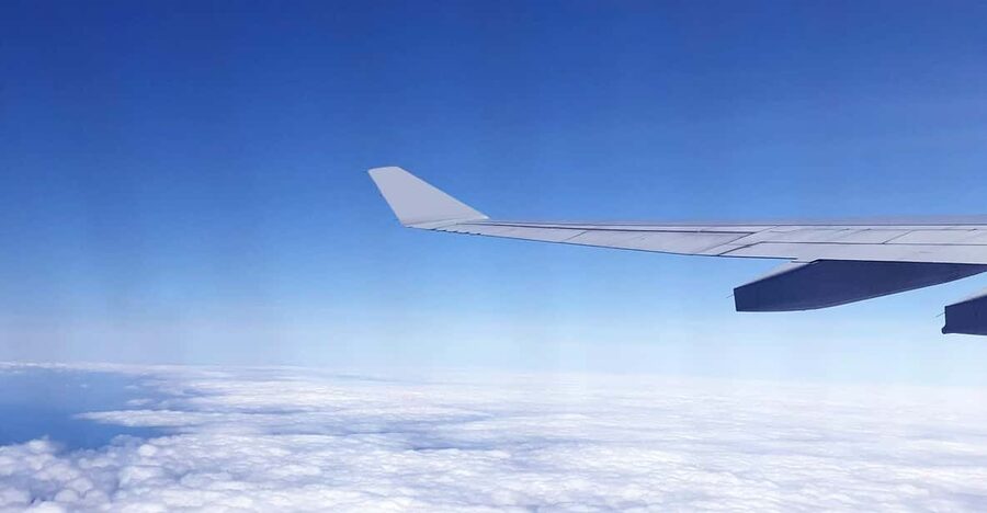 Taoyuan Airport: Layover Taipei City Tour - Dihua Street for snacks, shopping, and old Taipei