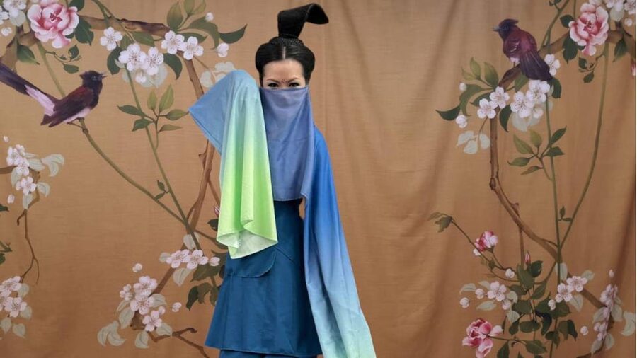 Wear Hanfu and play guzheng - The final 10 minutes: photos and a short video