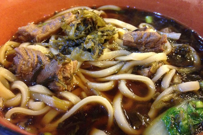 WoknRoll Taipei Walking and Historical Food Tour - Ten foods and drinks, not one large restaurant meal