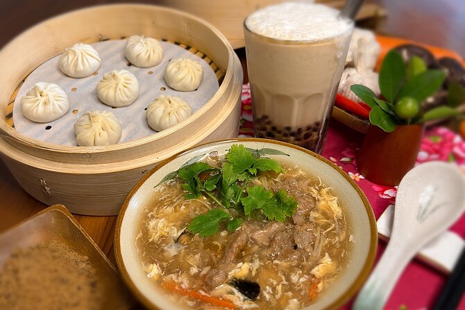Xiao long bao, Pork thick soup, Bubble milk tea. (Taiwan Cooking Class)-B - Bubble milk tea is part of the lesson