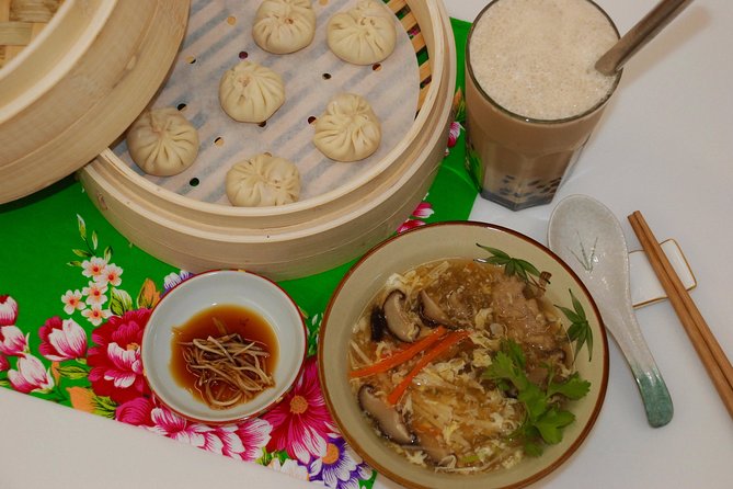 Xiao long bao, Pork thick soup, Bubble milk tea. (Taiwan Cooking Class)-B - What the 2:30 to 5:00 schedule feels like
