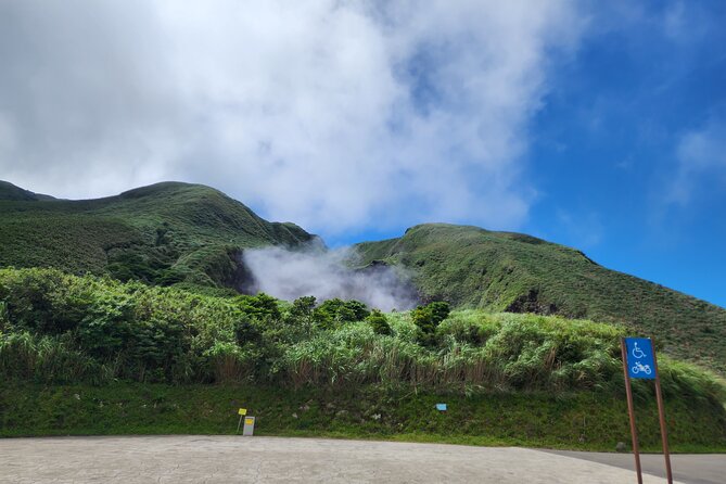 Yamingshan Volcano, Beitou Thermal Valley, Danshui Private Tour - A volcanic day beyond central Taipei
