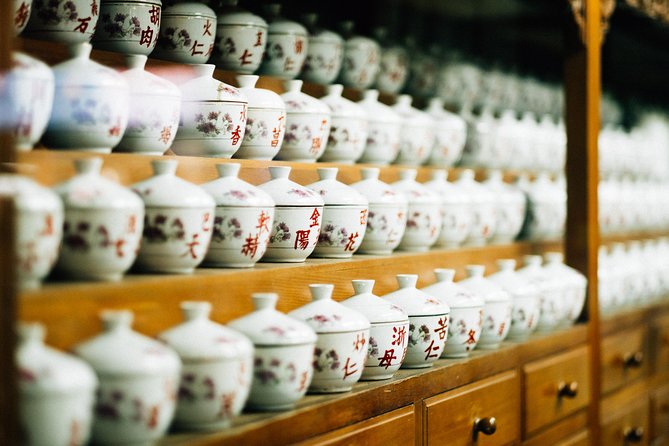 Yansan Night Market Food Tour - Who will get the most from the $61.54 price